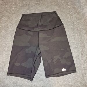Alo Yoga Black Camo Women's Shorts